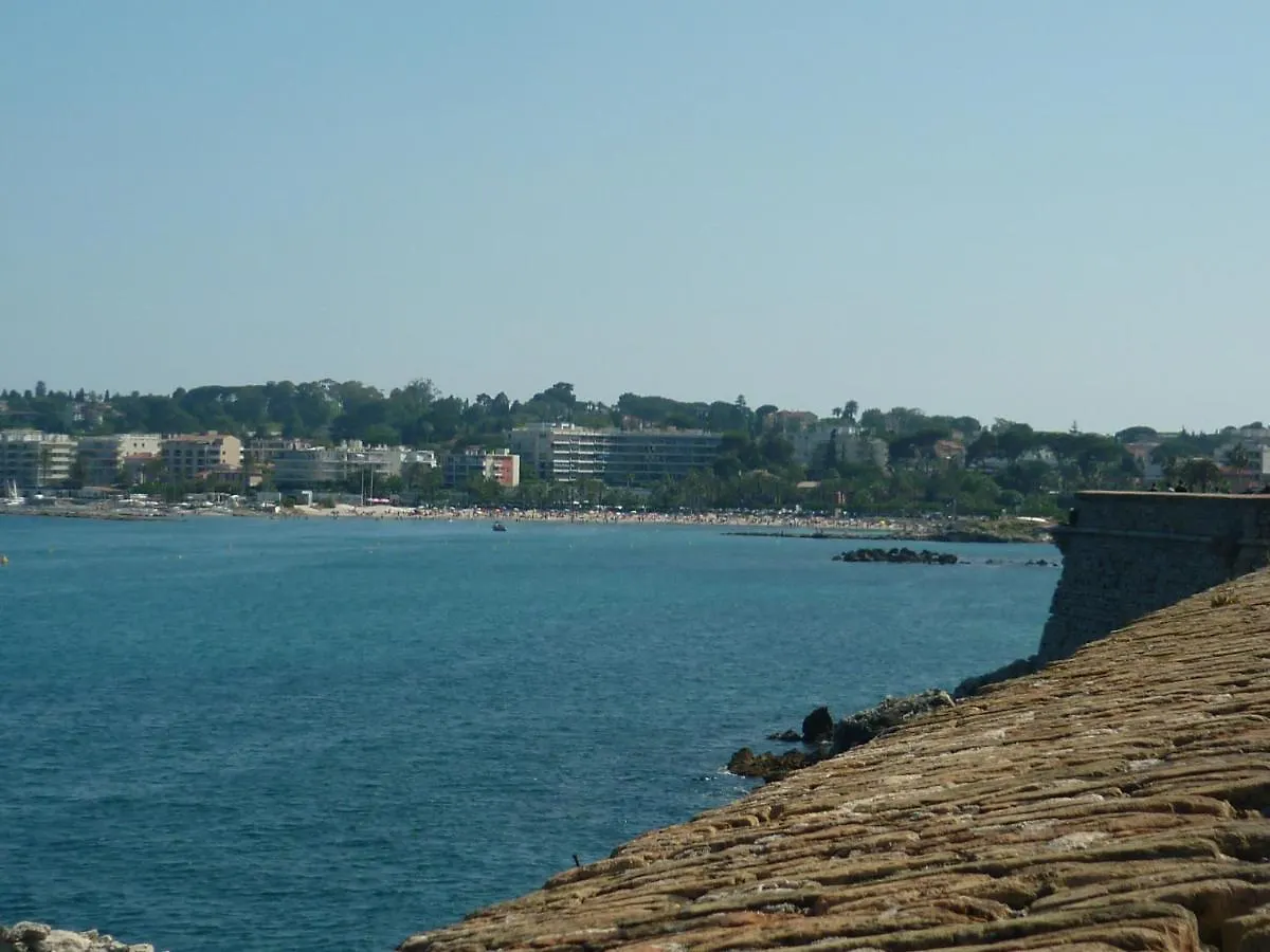 Sun Beach Juan-les-Pins Apartment